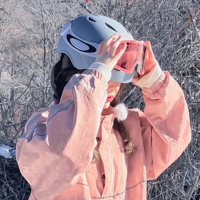 飞渡卷云山